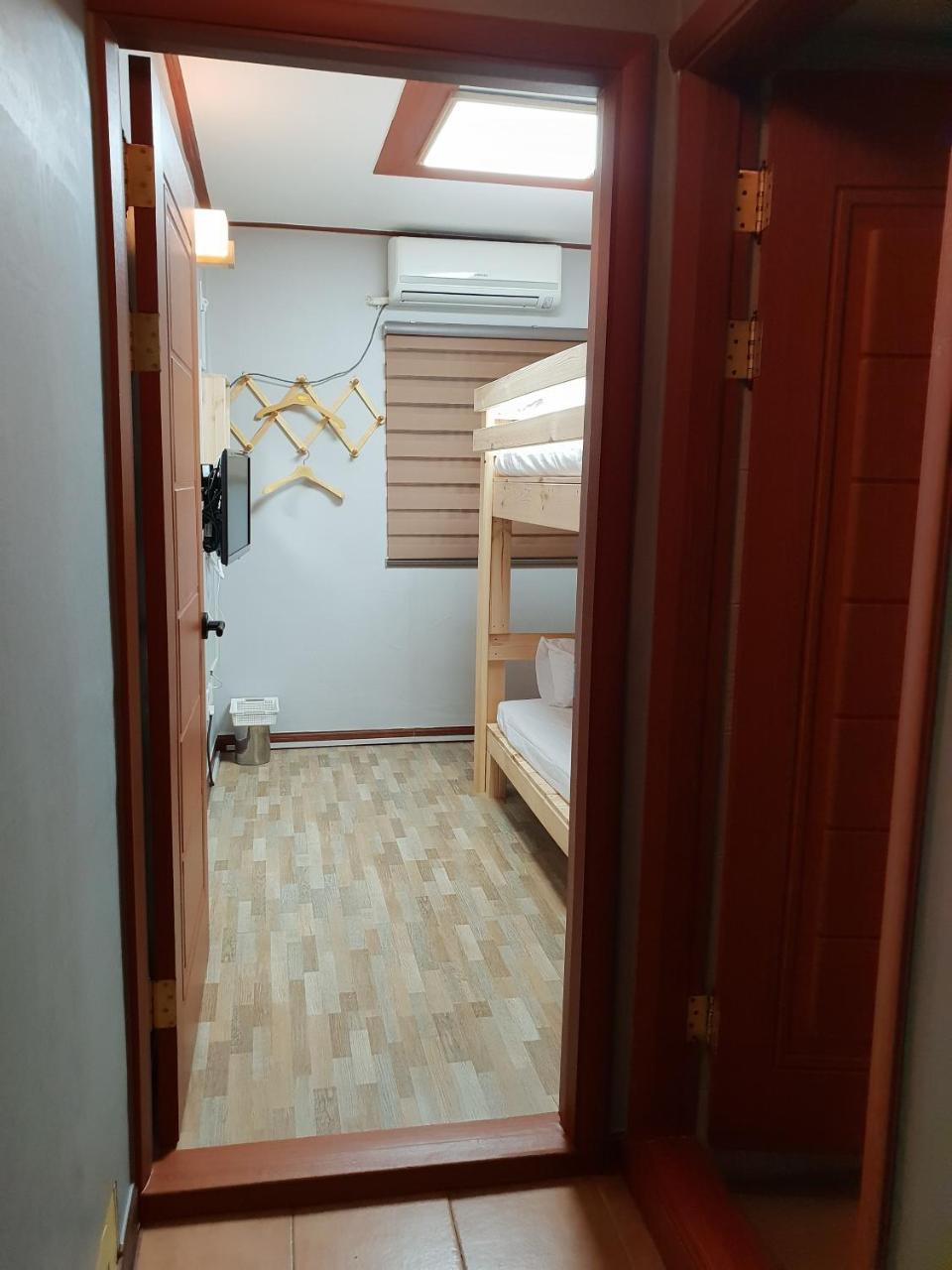Youngstay Σεούλ Εξωτερικό φωτογραφία